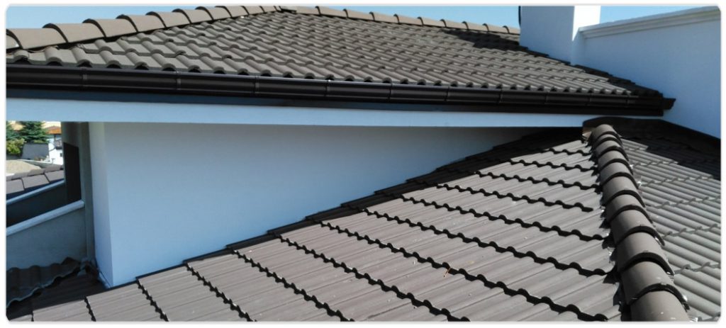 Çatı Yağmur Suyu İniş Borusu Temizliği